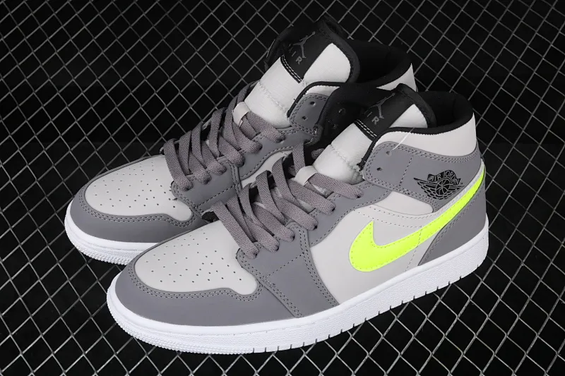 All categories Air Jordan Jordan series basketball shoes Air Jordan 1 Mid Air Jordan 1 Mid "Grey Volt" AJ1 Joe 1 neutral gray fluorescent yellow basketball shoes 554724-072